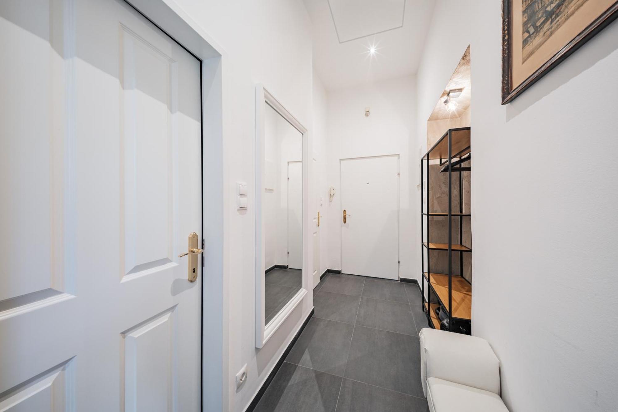 Apartment Nobile Schoenbrunn *